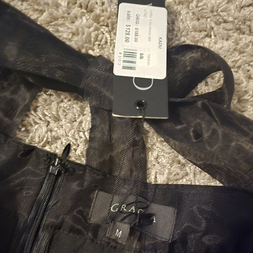 Gracia black Skirt - Picture 5 of 10